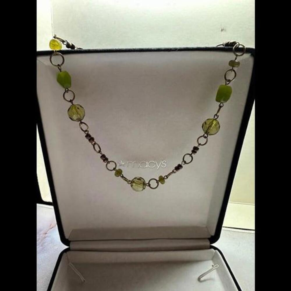 Elevate Your Elegance with this Stunning Green Jeweled Necklace!
